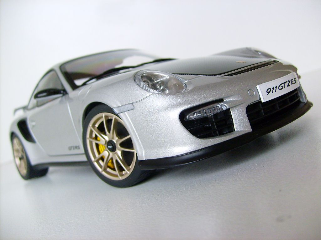 autoart gt2 rs